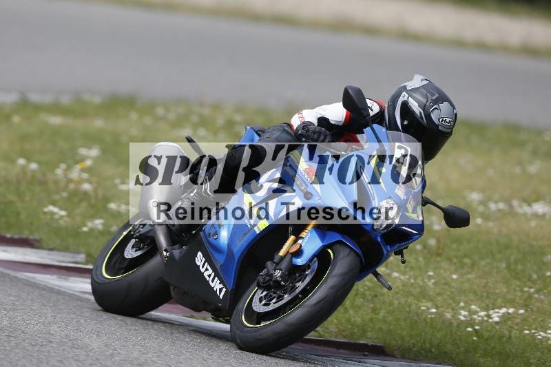 /10 20.04.2026  Pluess Moto Sport ADR/Einsteiger/32